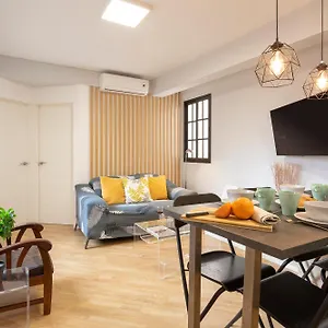 Apartamento Coqueto Junto A Calle Larios By Rent Me, Málaga