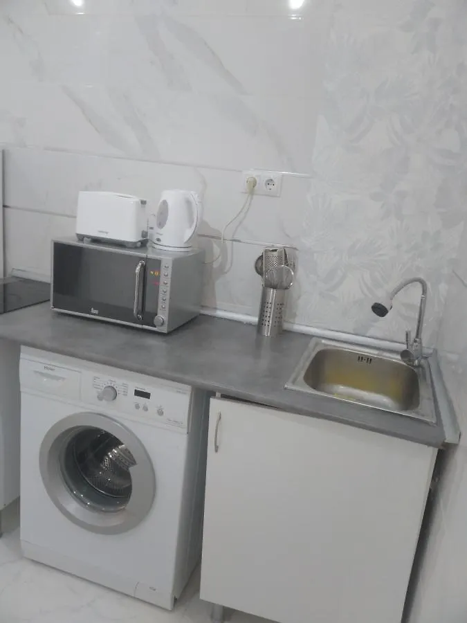 Precioso Apartamento Moderno Cerca Del Carrefour Rosaleda Malaga Apartment