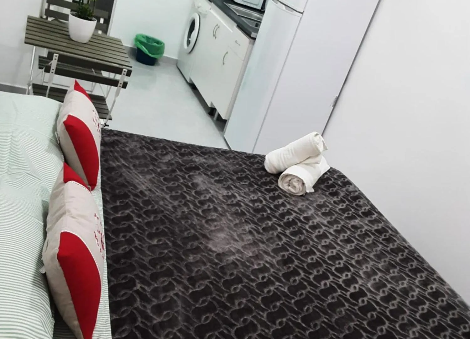 Precioso Apartamento Moderno Cerca Del Carrefour Rosaleda Malaga