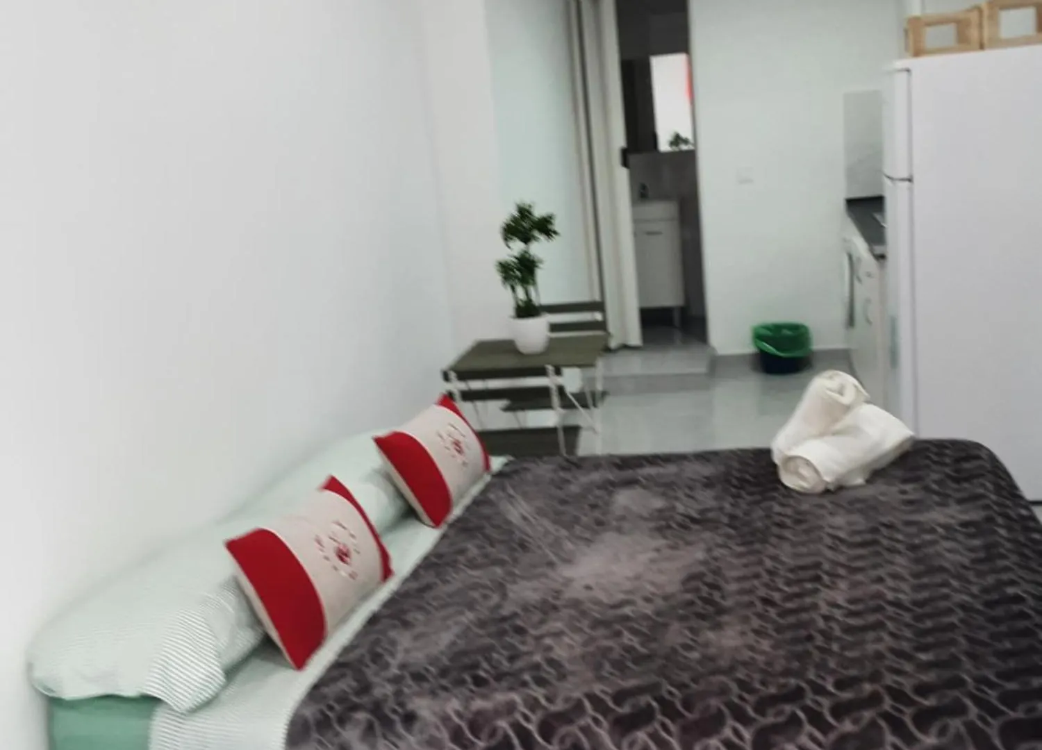 Precioso Apartamento Moderno Cerca Del Carrefour Rosaleda Malaga Apartment